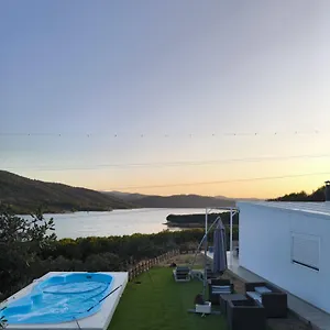 Casa En El Lago.unmillondeestrellas Сasa de vacaciones